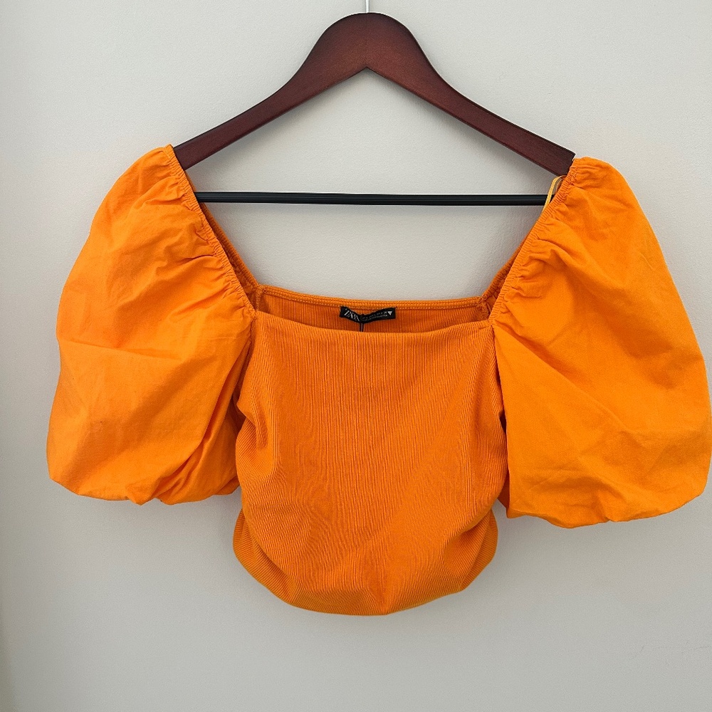 Zara Puff Sleeve Crop Top - NWT